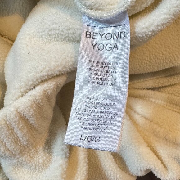 Beyond Yoga Morning Walk Cream Fleece Vest - Picture 10 of 10
